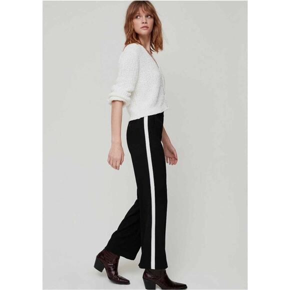 Aritzia Pants - NWT Aritzia Little Moon Clover Pant in Black 2